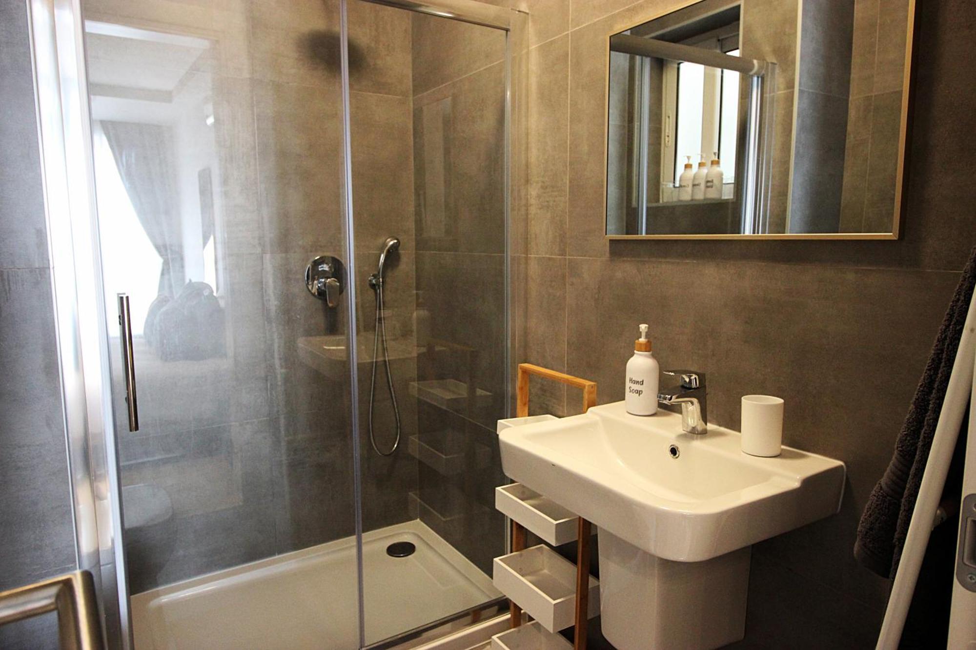 Modern & Spacious 2Br Penthouse With Terrace - Close To Qawra Beach St. Paul's Bay Ngoại thất bức ảnh